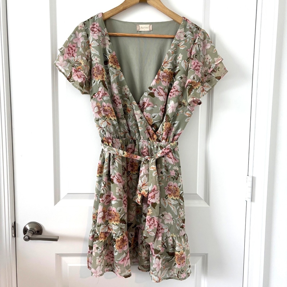 Altar'd State | Sage Green Floral Mini Women's Dress Sz L Spring Break Flowy